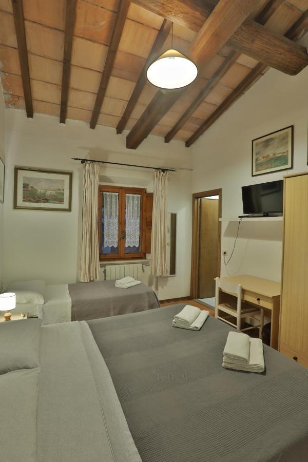 Podere San Francesco Bed & Breakfast Volterra Bagian luar foto