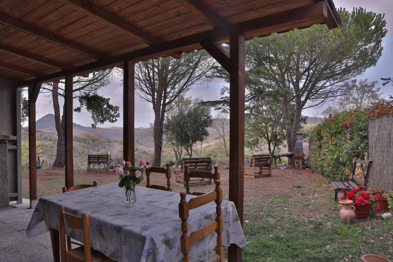 Podere San Francesco Bed & Breakfast Volterra Bagian luar foto