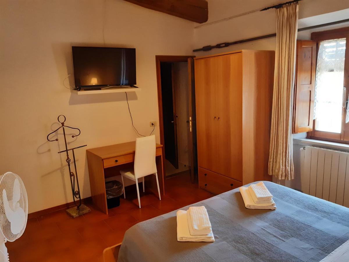 Podere San Francesco Bed & Breakfast Volterra Bagian luar foto