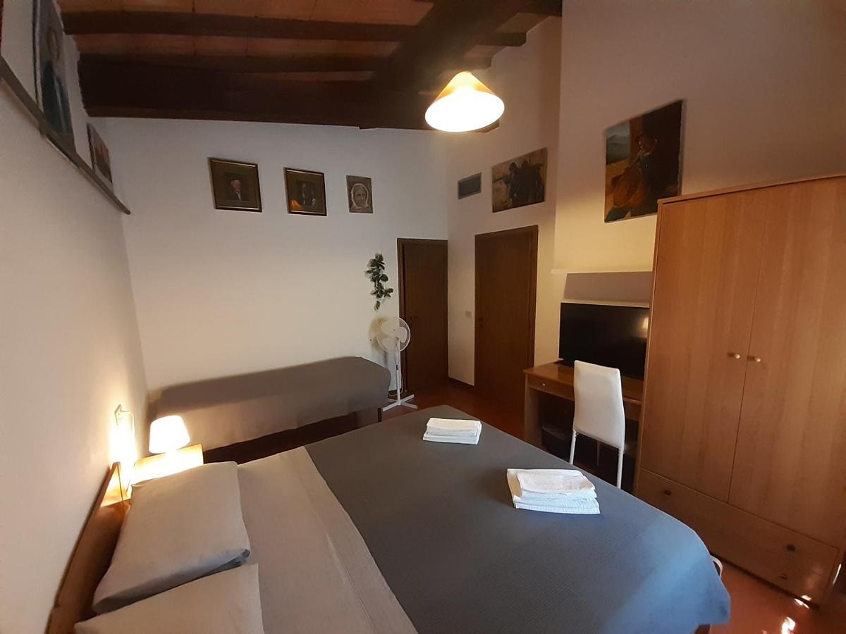 Podere San Francesco Bed & Breakfast Volterra Bagian luar foto