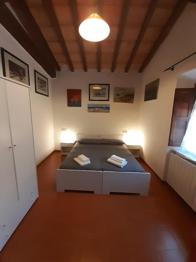 Podere San Francesco Bed & Breakfast Volterra Bagian luar foto
