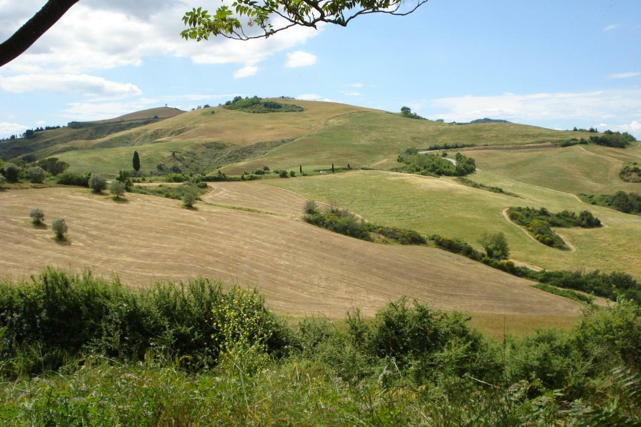 Podere San Francesco Bed & Breakfast Volterra Bagian luar foto