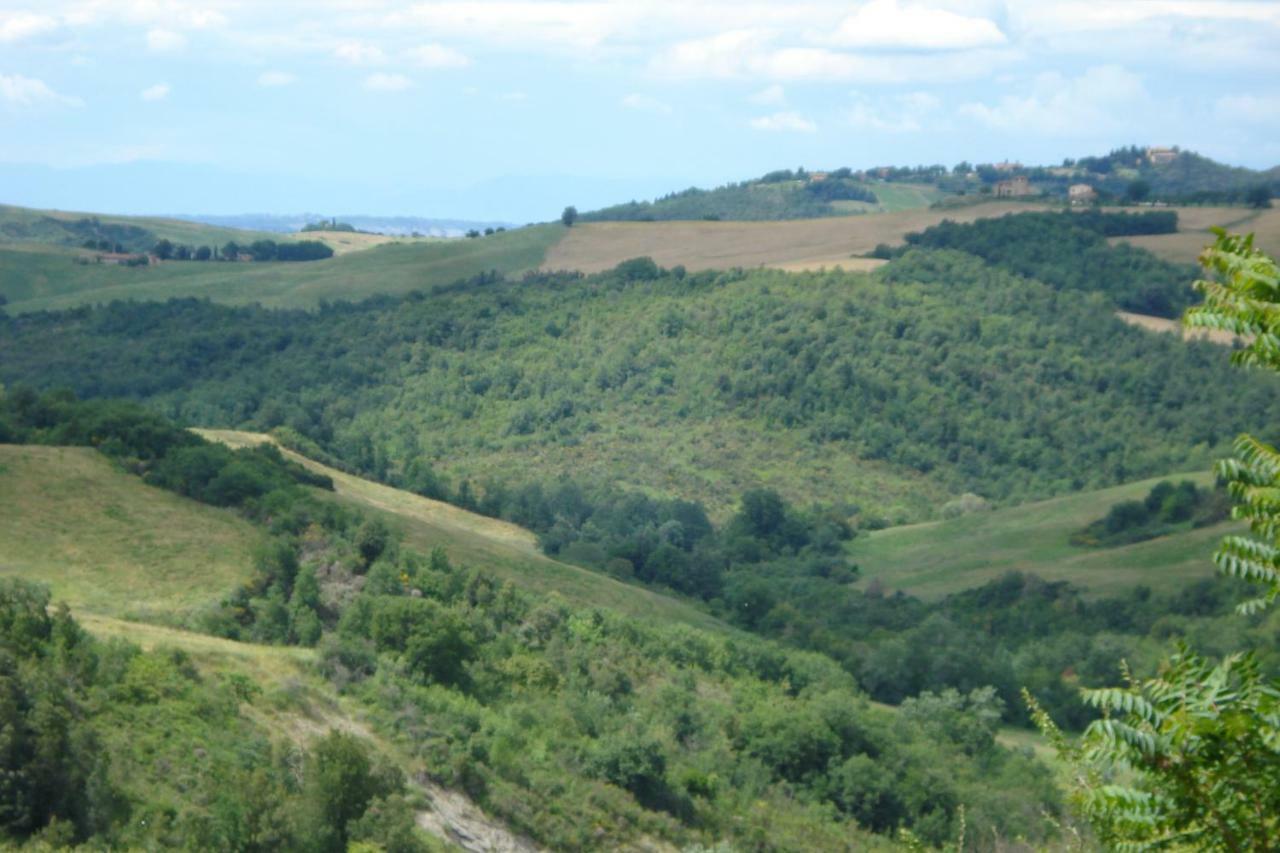 Podere San Francesco Bed & Breakfast Volterra Bagian luar foto